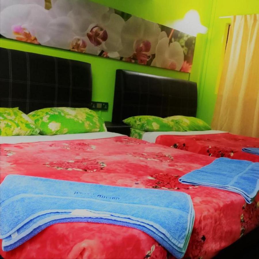 טאנה ראטה Oyo 90760 Lily Haven Hotel מראה חיצוני תמונה