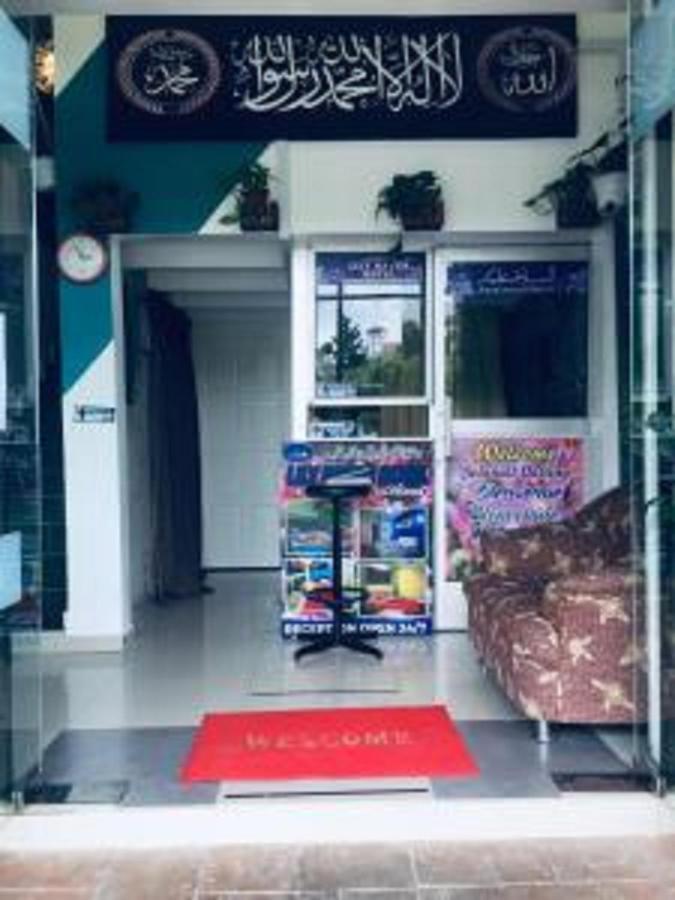 טאנה ראטה Oyo 90760 Lily Haven Hotel מראה חיצוני תמונה